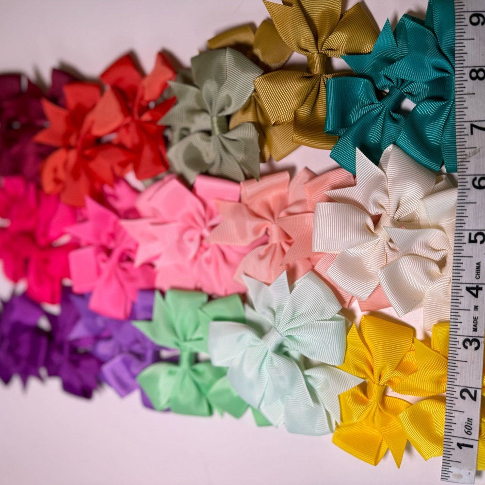 New 30pcs Random Color Bow Hair Clip Simple Holiday Small. - Picture 5 of 5